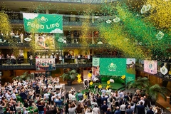 Arla staff celebrate H2 2026 results.
