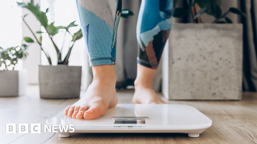 WeightWatchers files for Chapter 11 as GLP-1s undercut the diet-program model