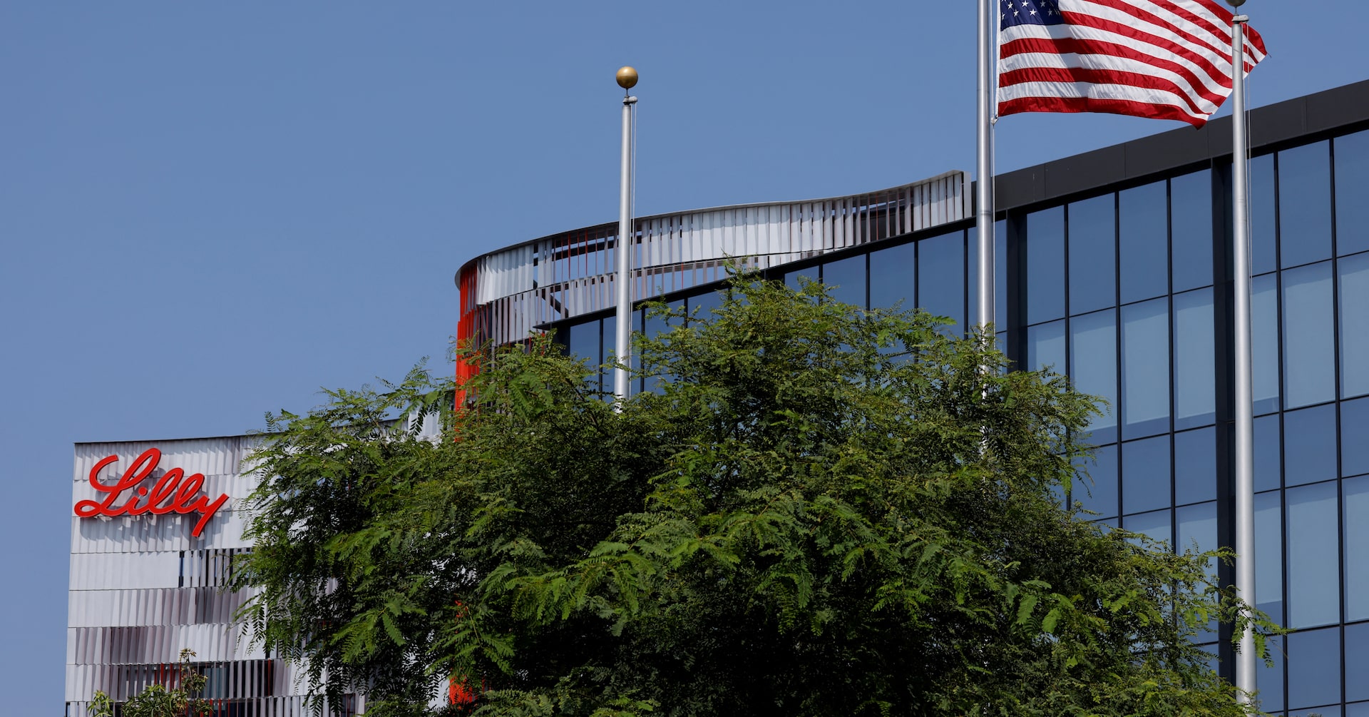 Lilly says it expects FDA approval of its obesity pill in March 2026