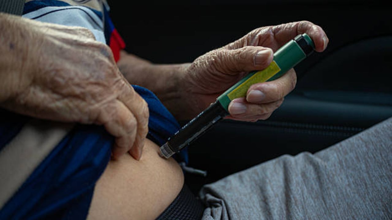 Case report: a pen-handling error delivered four weekly semaglutide doses at once