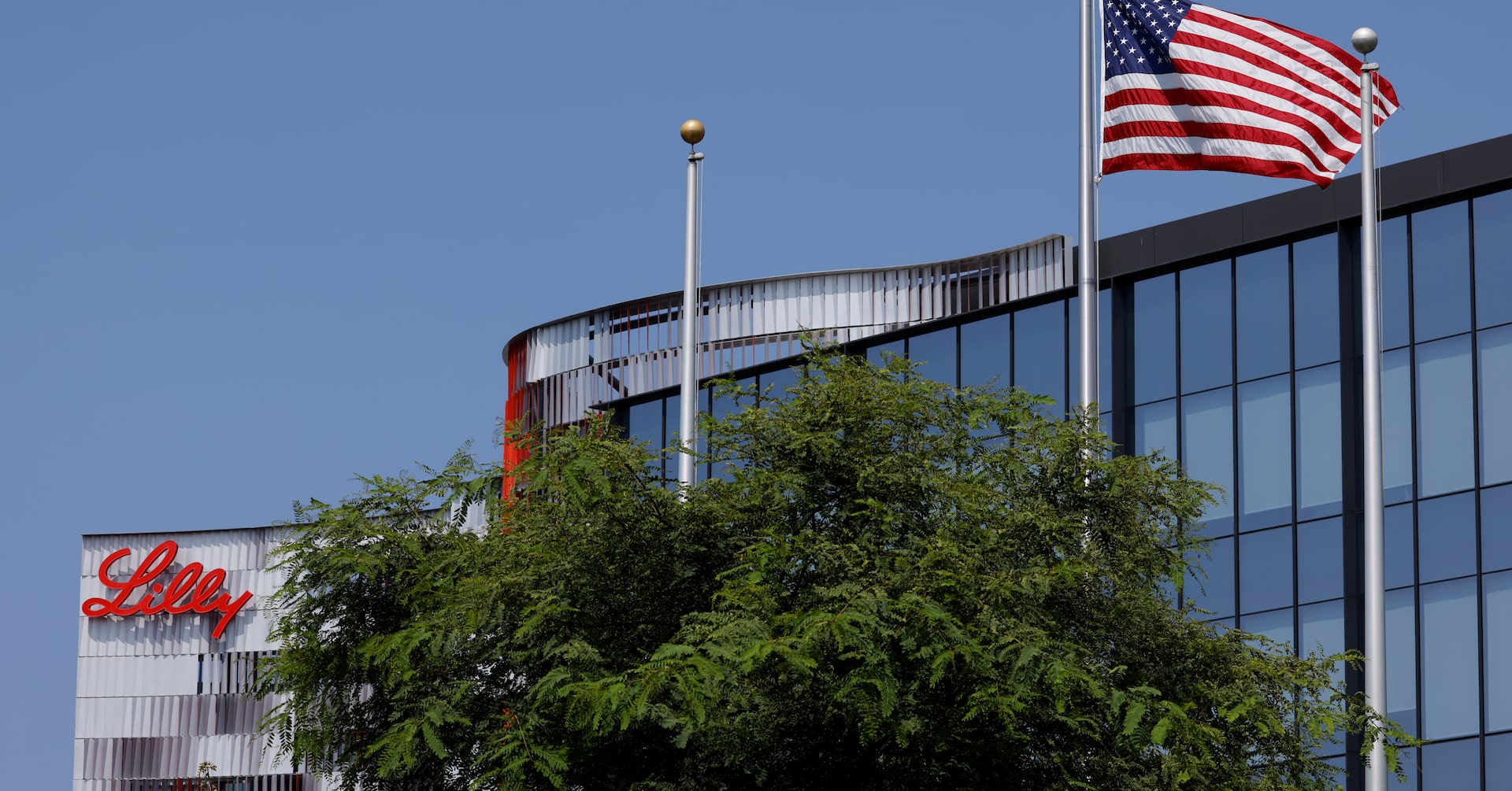 Lilly announces a $4.5 billion 'Medicine Foundry' research and manufacturing center