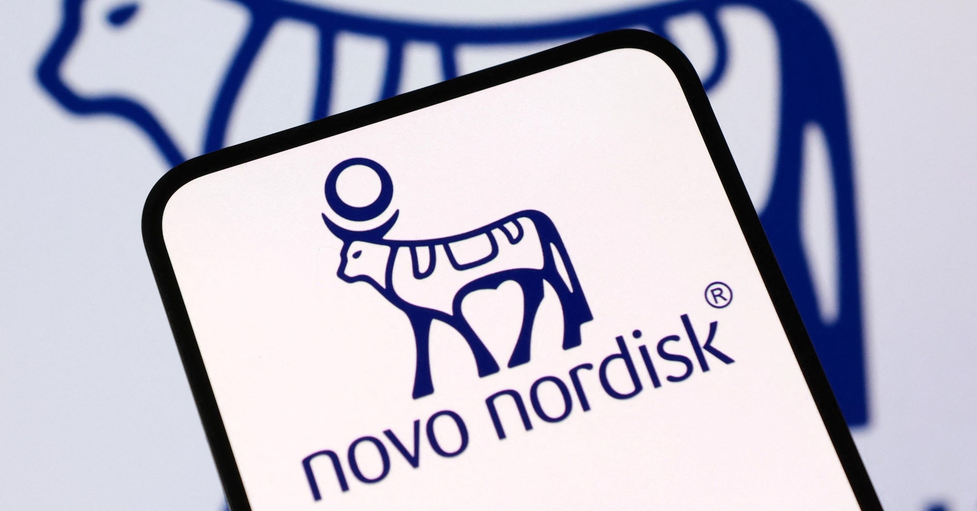Lilly and Novo Nordisk both start selling obesity drugs straight to employers